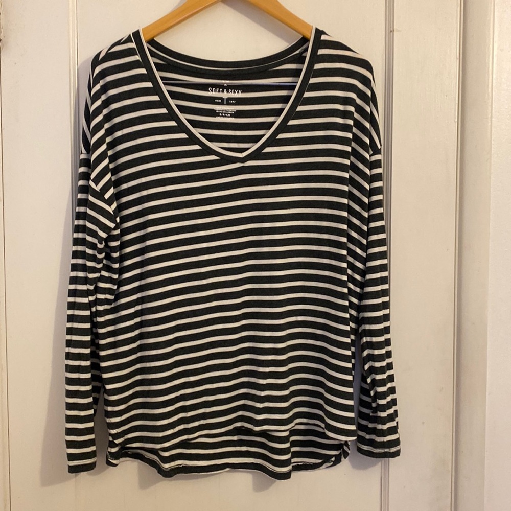 American Eagle long sleeve striped top